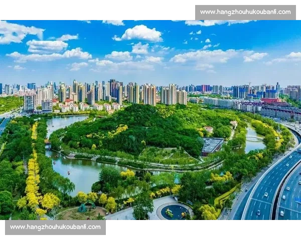 以生态协同为引领推动产业城市自然系统共生共赢新格局建设升级发展